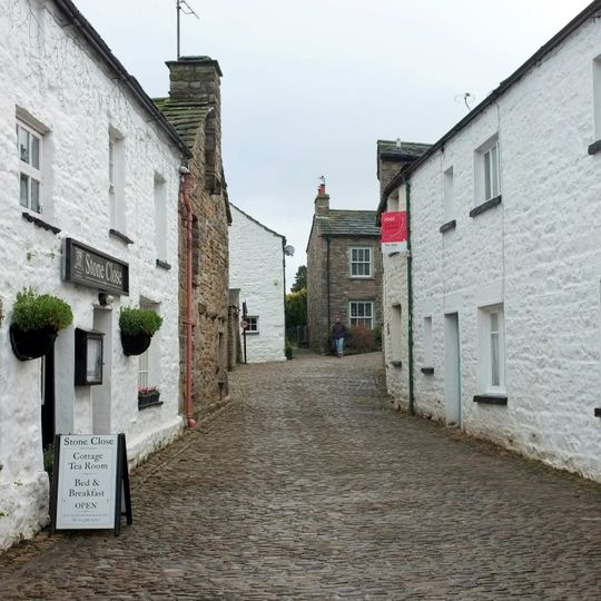 Stone Close Cafe And Adjoining Barn To West