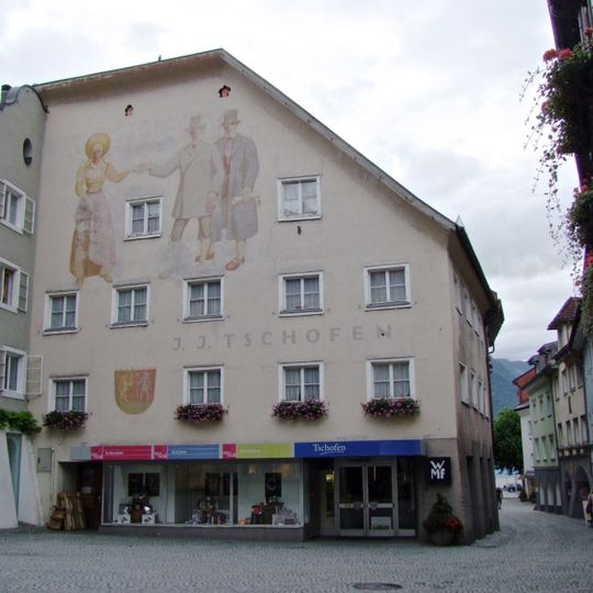 Wohn- und Geschäftshaus, Tschofenhaus