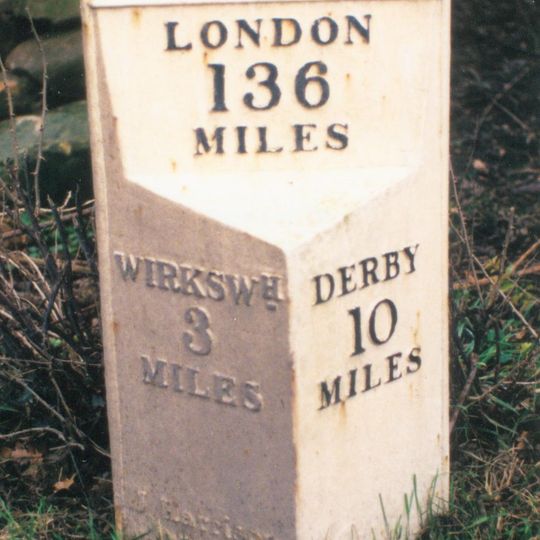 Milepost, near Idridgehay Church