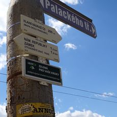 Rozcestník Pardubice, Palackého třída