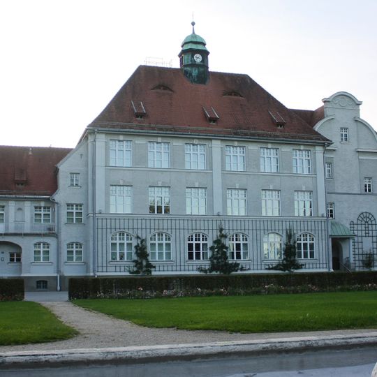 Schulgebäude