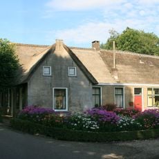 Binnendams 16, Giessendam