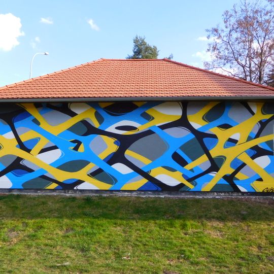 Mural on distribution substation in Šestajovická street