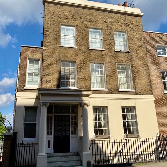 12, Southwood Lane N6