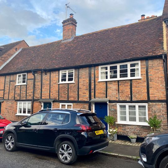 40 42, Whielden Street