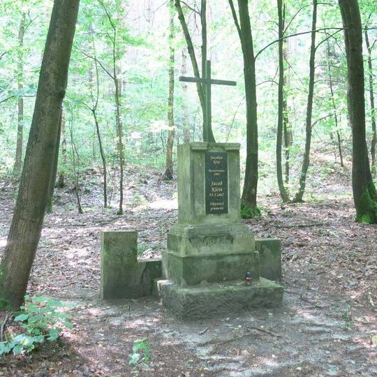 Pomník Jacoba Kleina v údolí Kamenického potoka