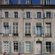 Immeuble, 12 place de la Carrière