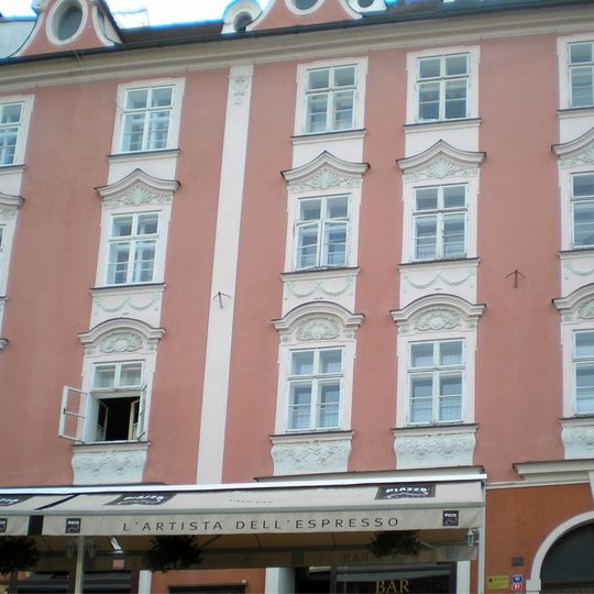 Náměstí Krále Jiřího z Poděbrad 37