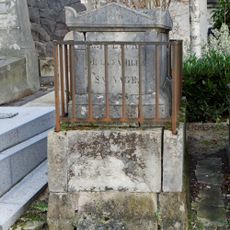 Grave of Sauvage
