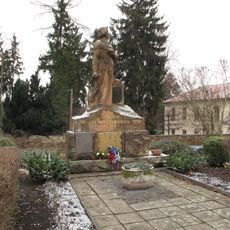 Pomník padlým v Lázních Toušeň