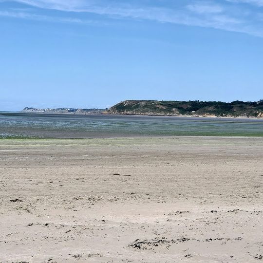 Plage de Bon Abri