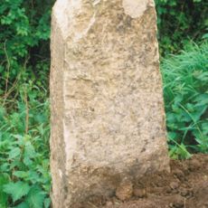 Milestone At Calowe Hill