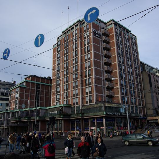 Clarion Hotel The Hub