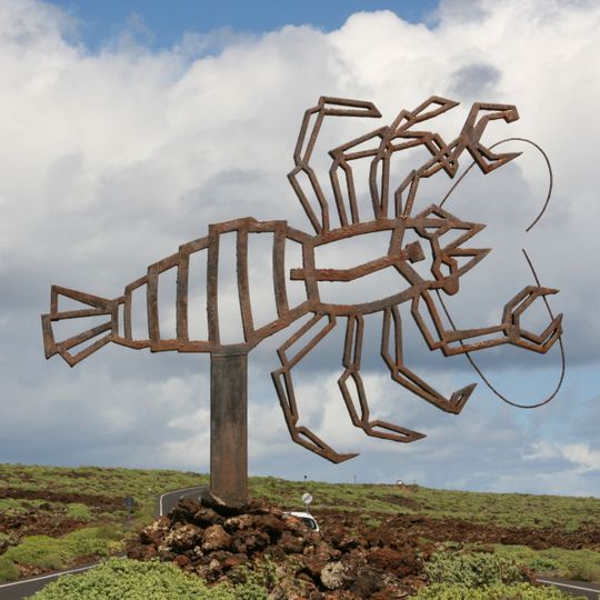 Calle Jameos del Agua sculpture