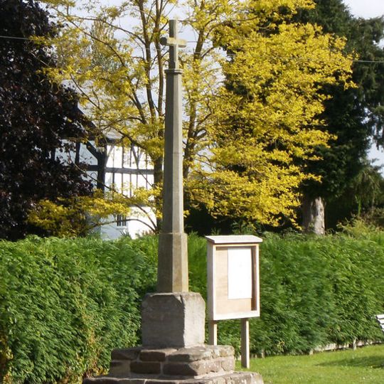 Wayside cross at NGR SO 420388