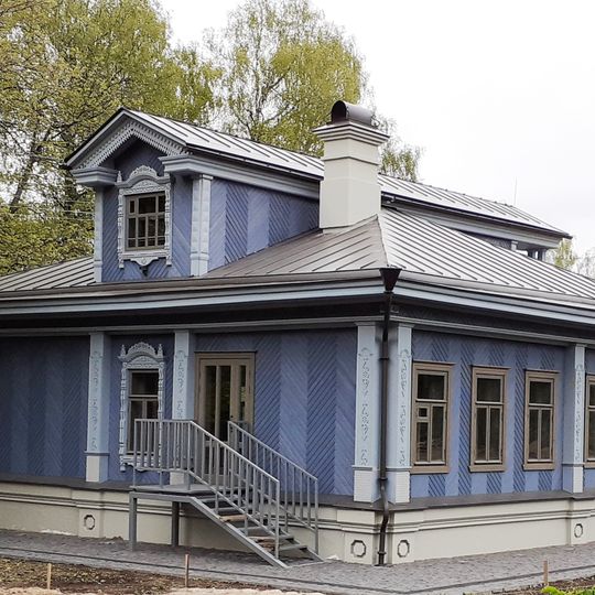 Дом Смирновых