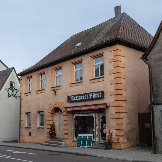 Wohn- und Geschäftshaus in Feucht