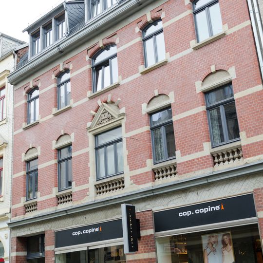 Wohn- und Geschäftshaus in geschlossener Bebauung Magazinstraße 1a