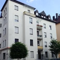 Burghausener Straße 4