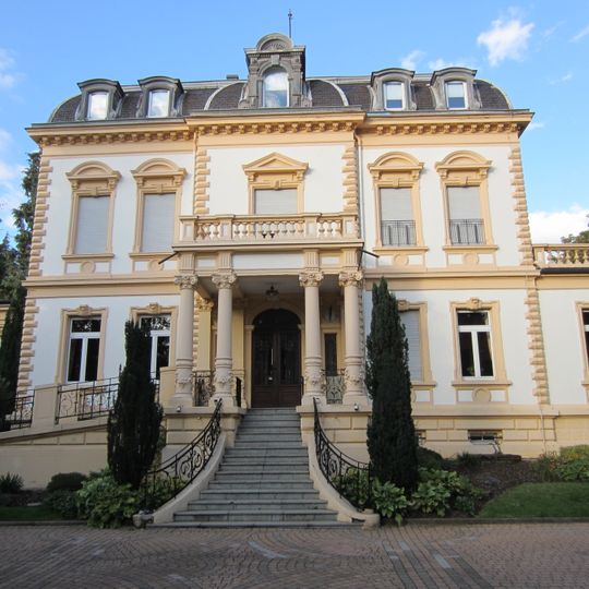 Maison du directeur des hauts-fourneaux de la Paix