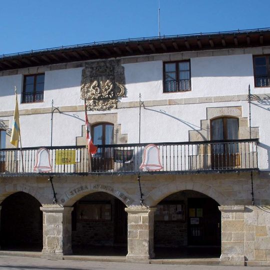 Casa consistorial de Zuia