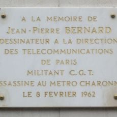 Commemorative plaque