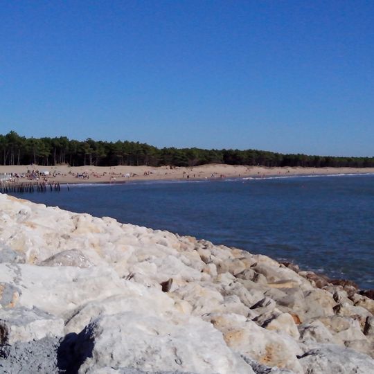 Plage des Pins de Cordouan