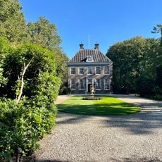 Klein Drakenstein: tuinmuur