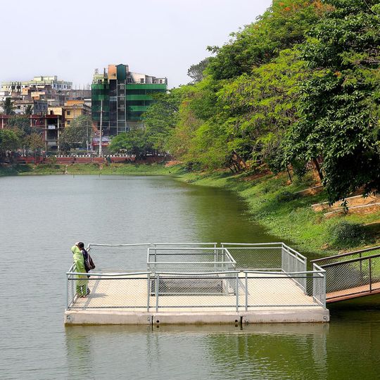 Dhanmondi Lake