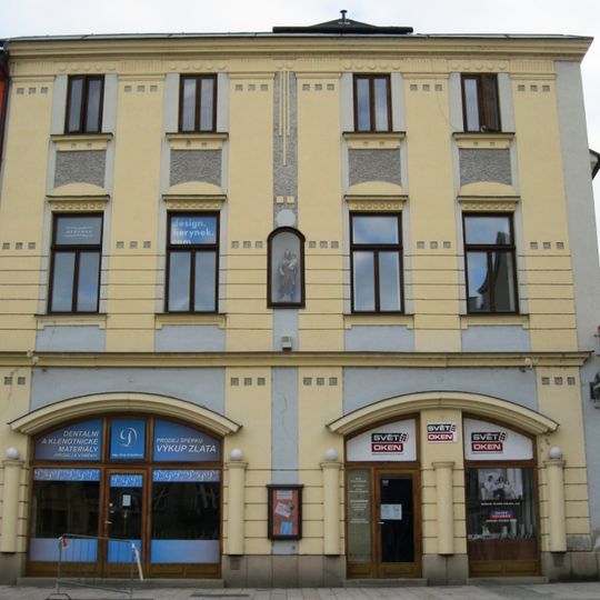 Dolní náměstí 23