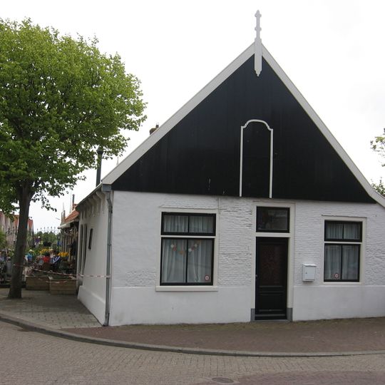 Hoekpand Diek-Herenstraat met voorschot aan de Herenstraat