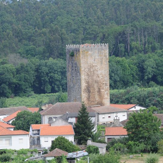Torre de Lapela
