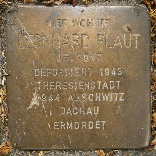 Stolperstein dedicated to Leonhard Plaut