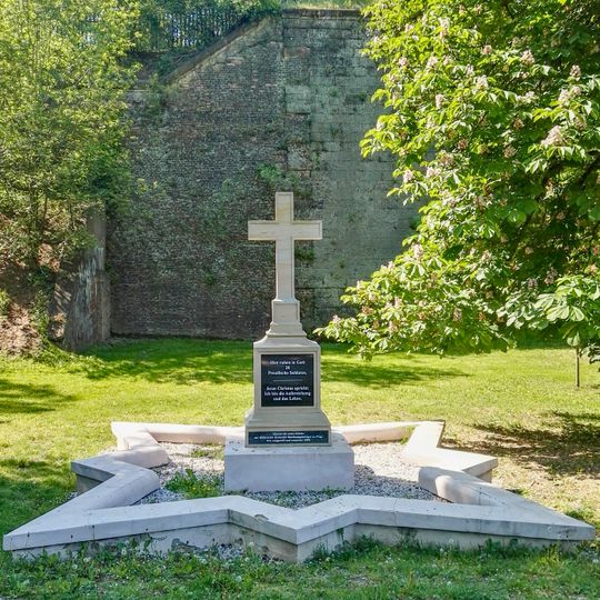 Pomník padlým pruským vojákům v parku Maxe van der Stoela na Hradčanech