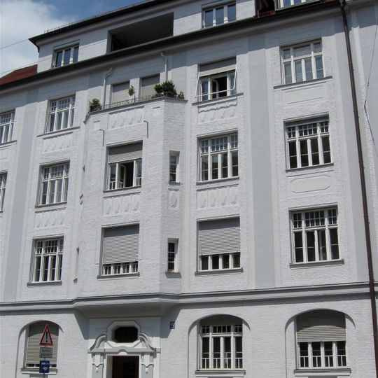 Mietshaus