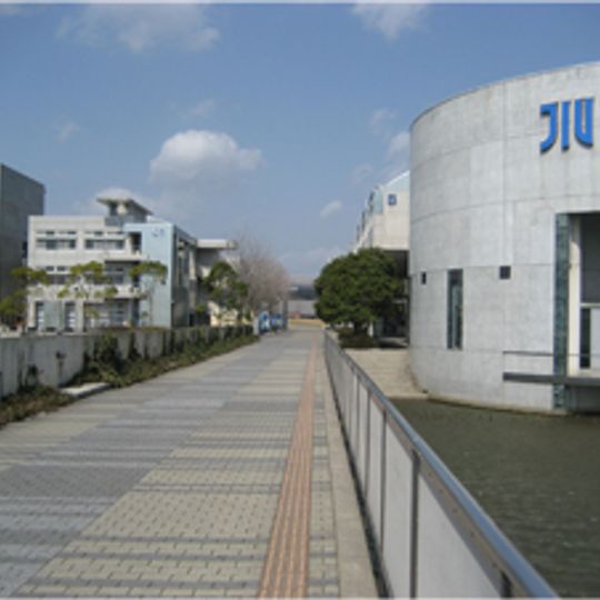 Josai International University