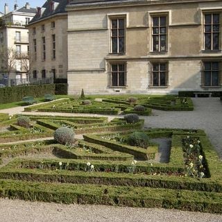 Jardin de l'Hôtel-de-Sens