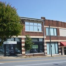 B & B Motor Company Building