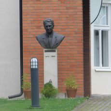 Pomník Tomáši Baťovi mladšímu ve Zlíně