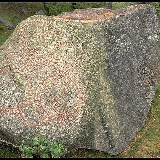 Upplands runinskrifter 687