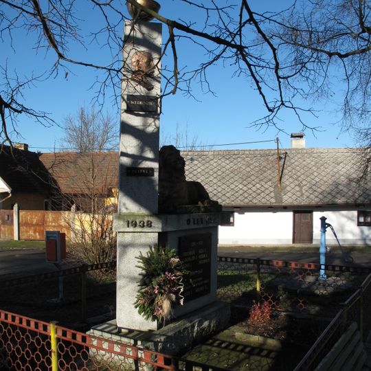 Pomník padlým v Zeměticích