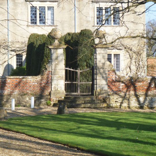 Front Walls And Gate Piers At The Manor House
