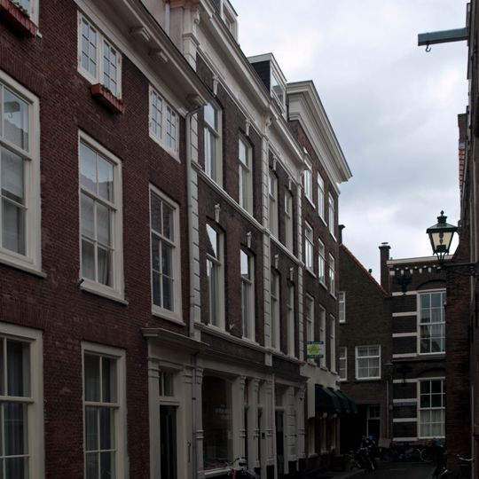 Gaaf pand - onderpui ongewijzigd