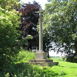 Caistor St Edmund War Memorial