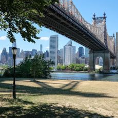 Queensbridge Park