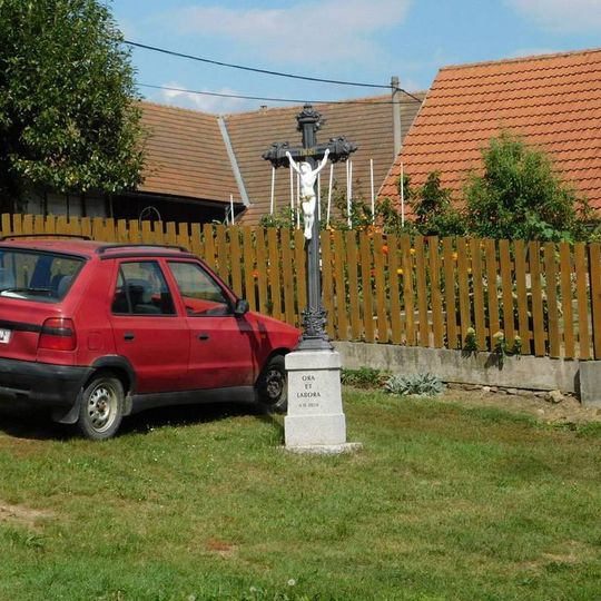 Kříž u domu čp. 45 v Mnichovicích