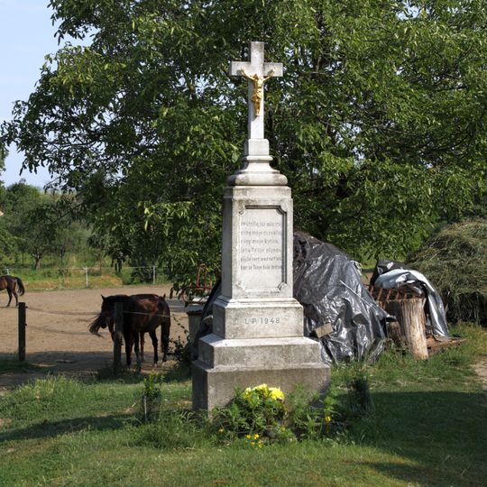 Kříž ve Dvorskách