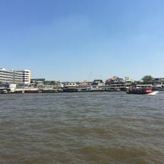 Tha Phra Chan