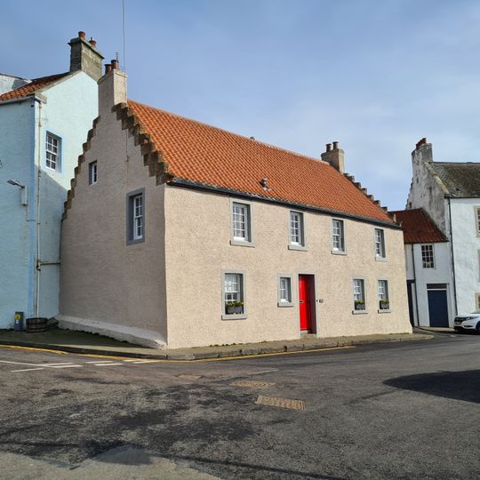 St Monance, 1-2 Mid Shore