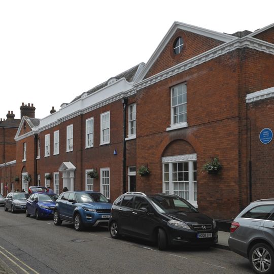 81, Guildhall Street